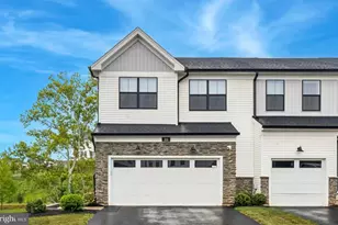 211 Lilac St, King of Prussia, PA 19406 - Photo 2