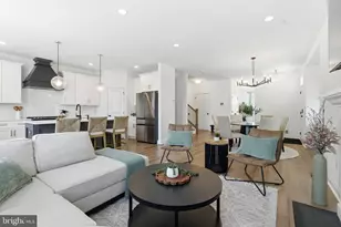 131 Charles Ln, Harleysville, PA 19438 - Photo 10