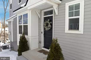 131 Charles Ln, Harleysville, PA 19438 - Photo 2