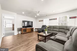 114 Petal Dr, Pottstown, PA 19464 - Photo 8