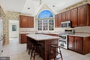 2594 Hillcrest Dr, Lansdale, PA 19446 - Photo 16