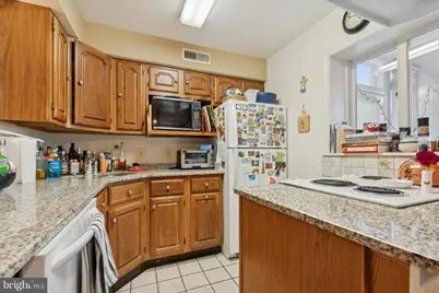 922 W Montgomery Avenue #I-2, Bryn Mawr, PA 19010 - Photo 6