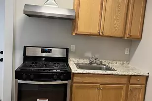 134 Wayne Ave, Norristown, PA 19401 - Photo 6