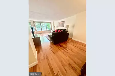1001 City Avenue #EC204, Wynnewood, PA 19096 - Photo 4
