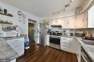 1653 Fitzwatertown Rd, Willow Grove, PA 19090 - Photo 12