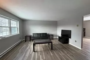 61 Pennypacker Dr, Schwenksville, PA 19473 - Photo 2