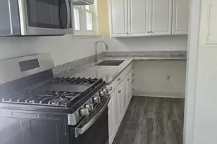 33 E Jacoby St, Norristown, PA 19401 - Photo 2