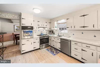 1457 Lynn Drive, Pottstown, PA 19464 - Photo 12