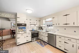 1457 Lynn Dr, Pottstown, PA 19464 - Photo 12