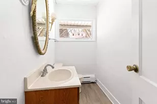 8303 Hull Dr, Glenside, PA 19038 - Photo 10