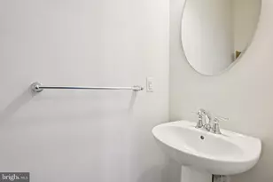 102 Almond Dr, Lansdale, PA 19446 - Photo 12