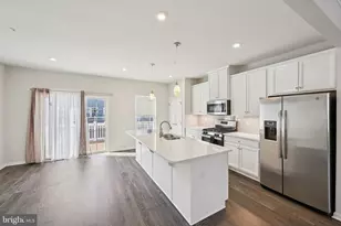 102 Almond Dr, Lansdale, PA 19446 - Photo 8