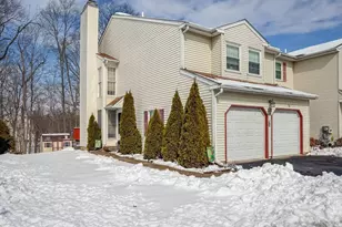 217 Jonathan Dr, North Wales, PA 19454 - Photo 2