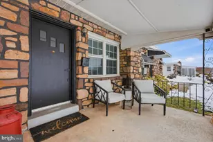 1315 Hillcrest Rd, Conshohocken, PA 19428 - Photo 4