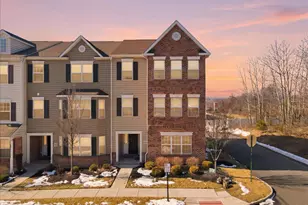 3101 Goshen Dr, Pennsburg, PA 18073 - Photo 2