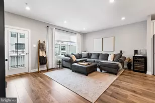 329 Chestnut St, Collegeville, PA 19426 - Photo 4