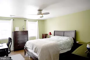 546 Locust St, Collegeville, PA 19426 - Photo 34