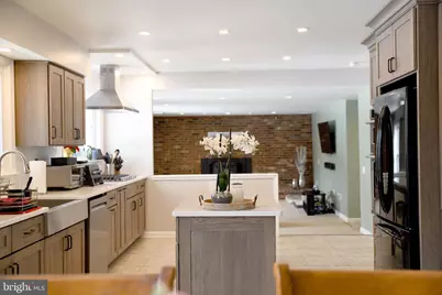 546 Locust Street, Collegeville, PA 19426 - Photo 2