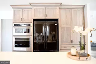 546 Locust St, Collegeville, PA 19426 - Photo 6