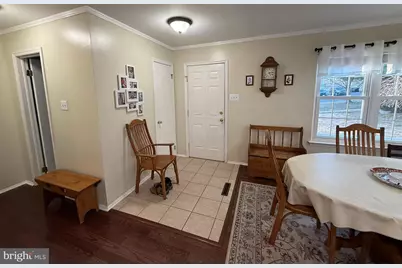 215 Laureen Road, Schwenksville, PA 19473 - Photo 8