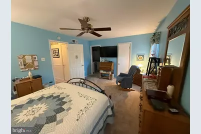 215 Laureen Road, Schwenksville, PA 19473 - Photo 32