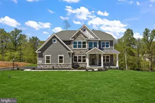 375 Bronson Cir, Collegeville, PA 19426 - Photo 2