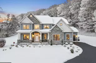 375 Bronson Cir, Collegeville, PA 19426 - Photo 2