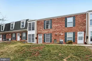 402 Middleton Pl, Norristown, PA 19403 - Photo 2