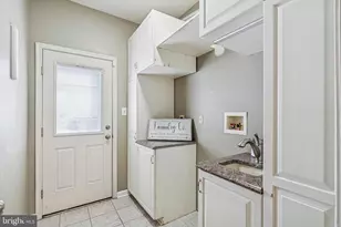 1003 Clover Mill Cir, Collegeville, PA 19426 - Photo 20