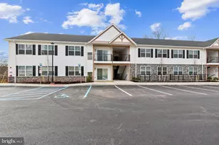 905 Forest Ln, Schwenksville, PA 19473 - Photo 1