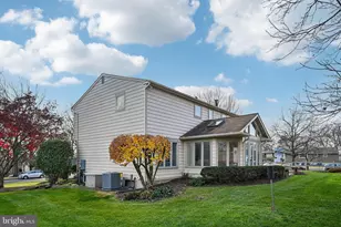 513 Mourning Dove Rd, Audubon, PA 19403 - Photo 4