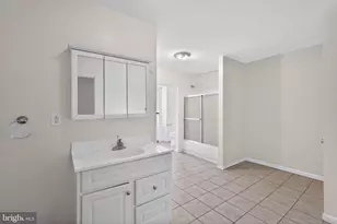 389 E Hector St, Conshohocken, PA 19428 - Photo 24