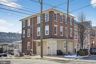 389 E Hector St, Conshohocken, PA 19428 - Photo 1