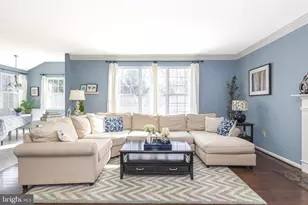 362 Meadow Ln, Telford, PA 18969 - Photo 2