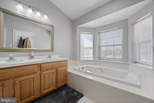 33 Red Tail Ct, Royersford, PA 19468 - Photo 20