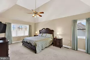 102 Clover Leaf Ln, North Wales, PA 19454 - Photo 16