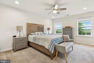 425 Cherry Blossom Ln, Norristown, PA 19403 - Photo 16