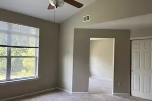 106 Dresher Woods Dr, Dresher, PA 19025 - Photo 2