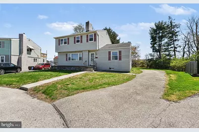 1701 Harmon Road, Conshohocken, PA 19428 - Photo 2