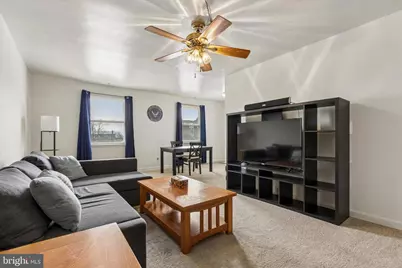 621 Hamilton Street, Norristown, PA 19401 - Photo 2