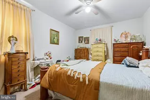 621 Hamilton St, Norristown, PA 19401 - Photo 12