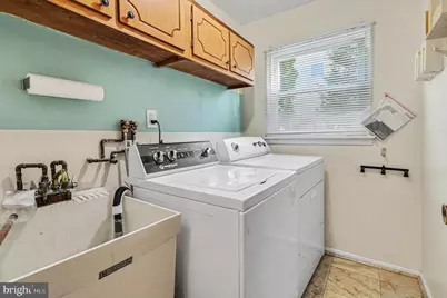 3219 E Hayes Road, Norristown, PA 19403 - Photo 18