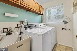 3219 E Hayes Rd, Norristown, PA 19403 - Photo 18