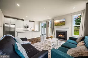 49 Tamarack Cir, Eagleville, PA 19403 - Photo 6