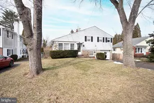 616 Green St, Lansdale, PA 19446 - Photo 1