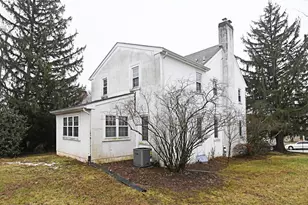 23 Carriage Ln, Norristown, PA 19401 - Photo 44