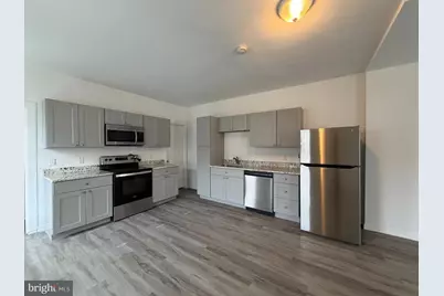 731 E 4th Street, Bridgeport, PA 19405 - Photo 6