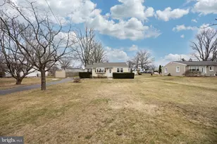 162 N Reed Rd, Royersford, PA 19468 - Photo 2