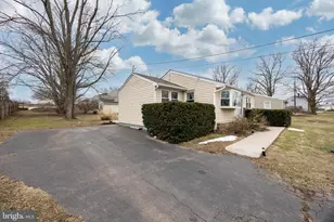 162 N Reed Rd, Royersford, PA 19468 - Photo 4