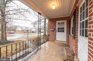 654 Mervine St, Pottstown, PA 19464 - Photo 2